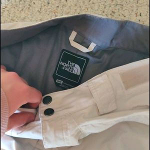 2/50❤️ The North Face Snowpants